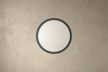 Veidrodžiai lakuotame rėme